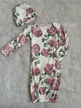Burt's Bees Floral Rose Print Long Sleeve Baby Sleep Gown and Hat